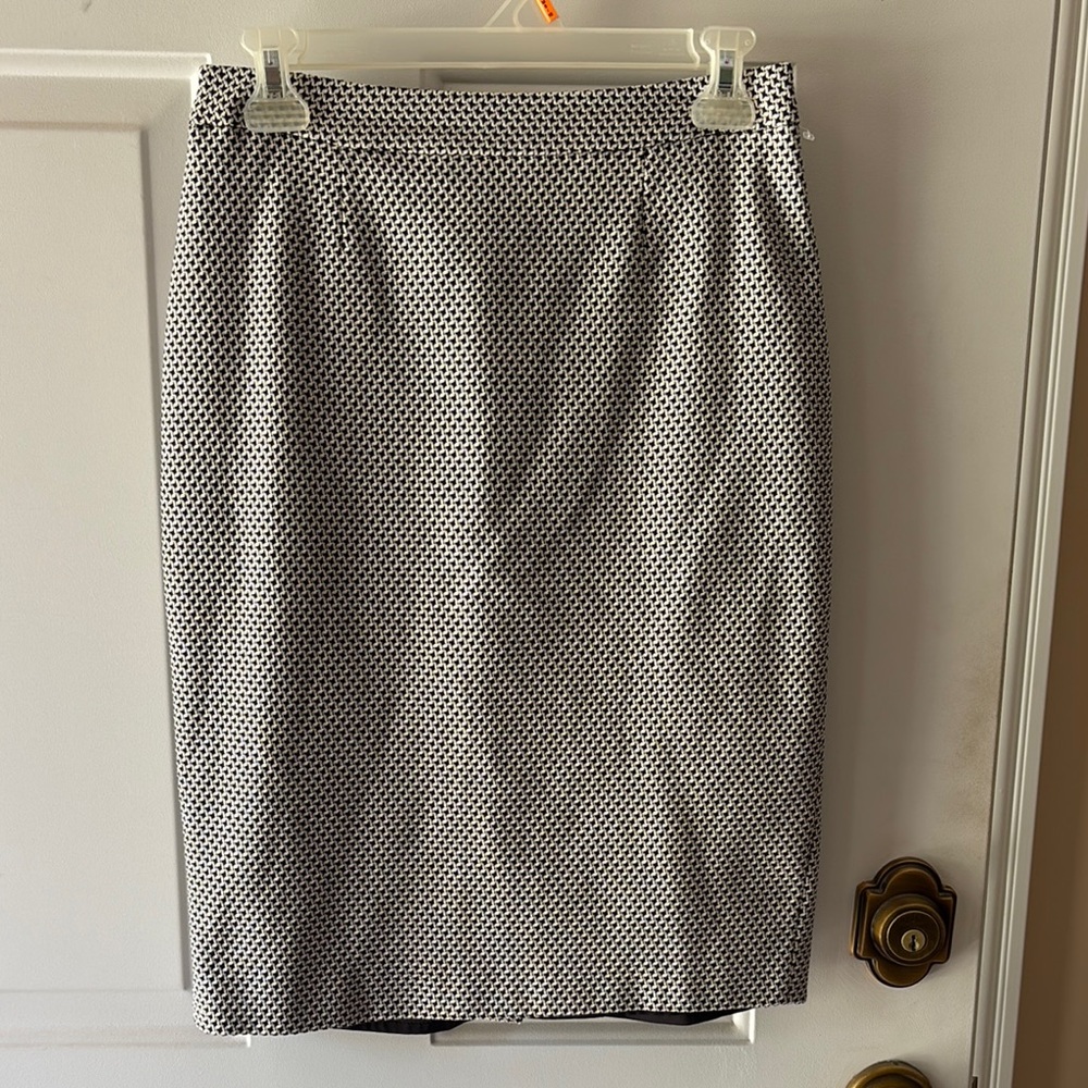 Boden Classic Black and White Pencil Skirt Size 8